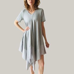 CQ by CQ Heather Grey Handkerchief Hem Shirt Dress – Size Large – Chiffon Contra